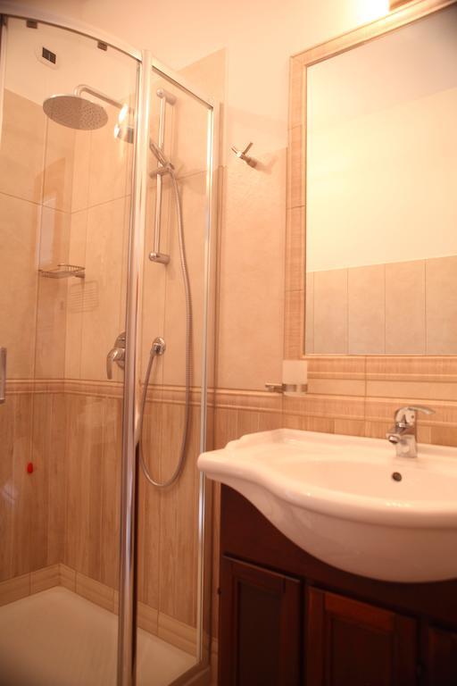 Sweet Appartment Di Guido Peschiera del Garda Quarto foto